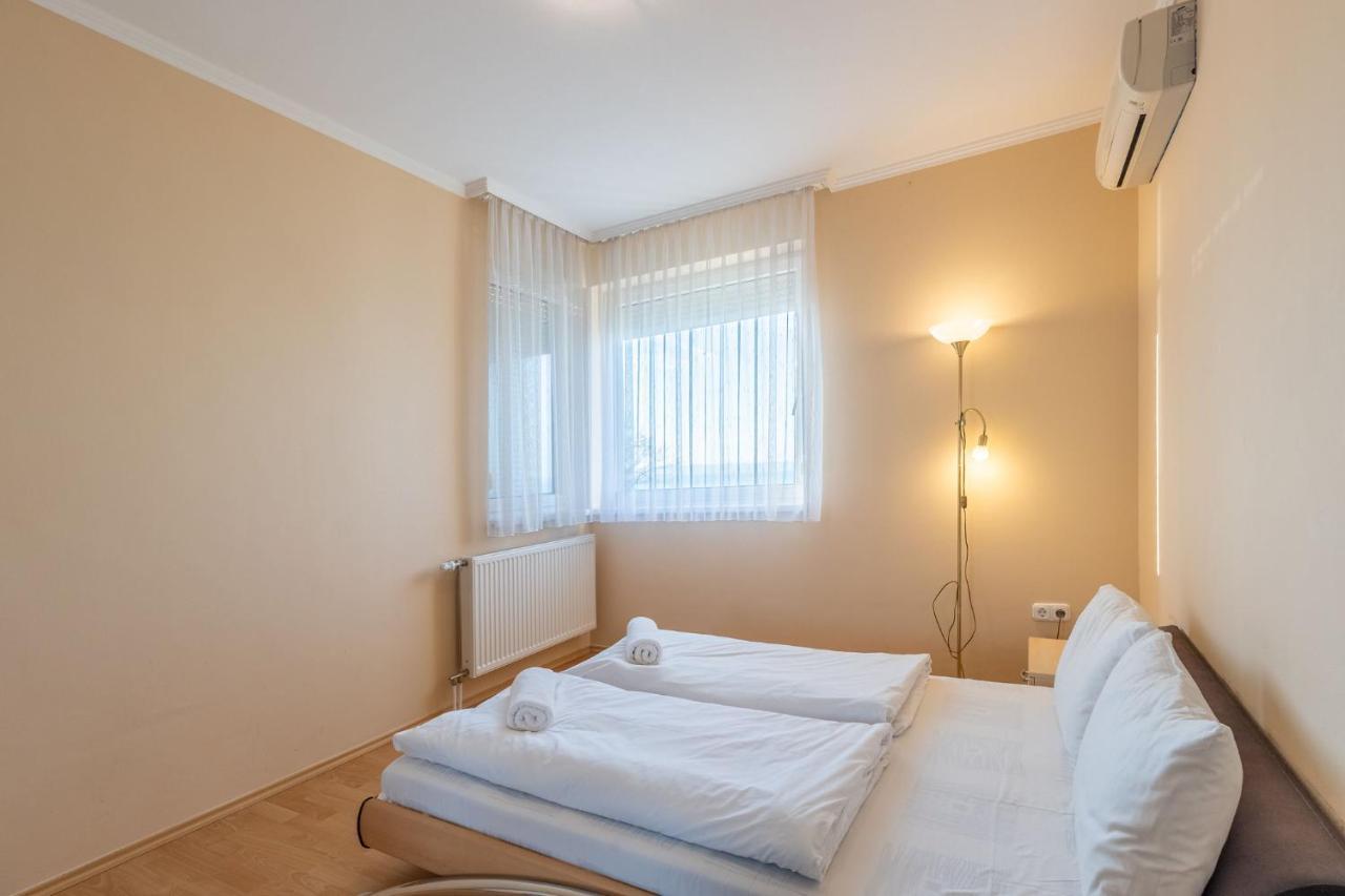 Apartament Kek Hullam Apartman By Bltn Siófok Zewnętrze zdjęcie